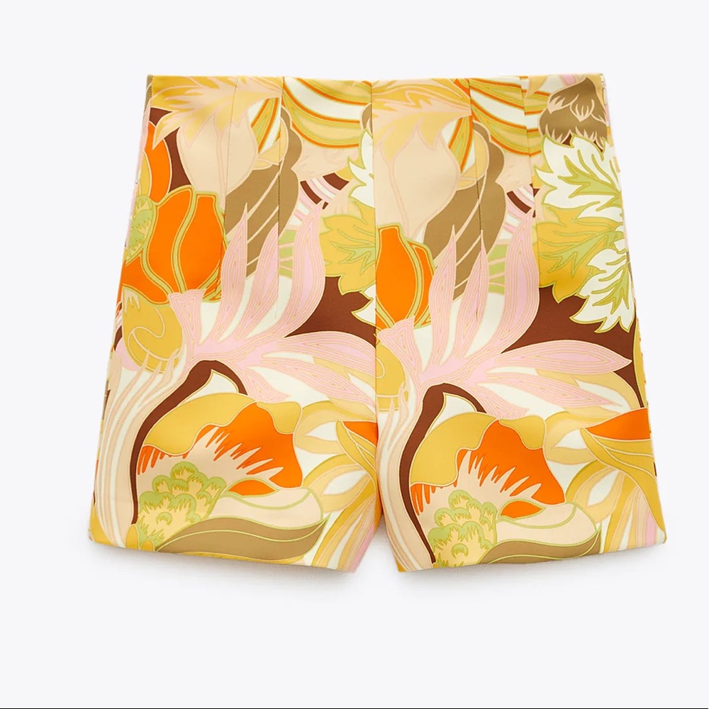 NWT Zara Printed High Waisted Shorts